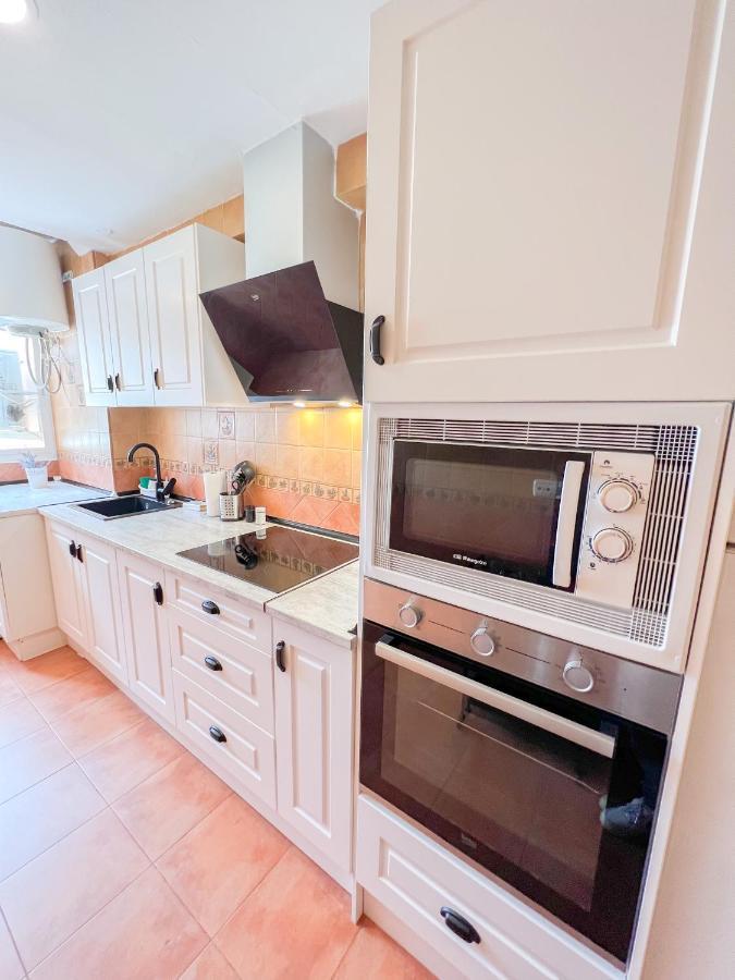 Spacious Apartment In The Center Of Torremolinos Ngoại thất bức ảnh