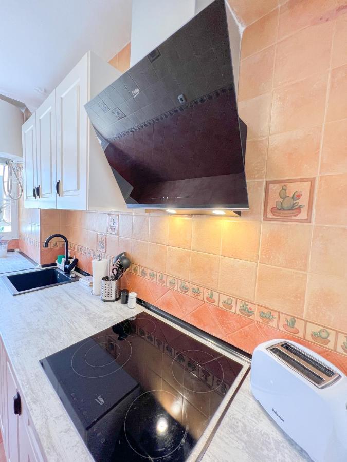 Spacious Apartment In The Center Of Torremolinos Ngoại thất bức ảnh